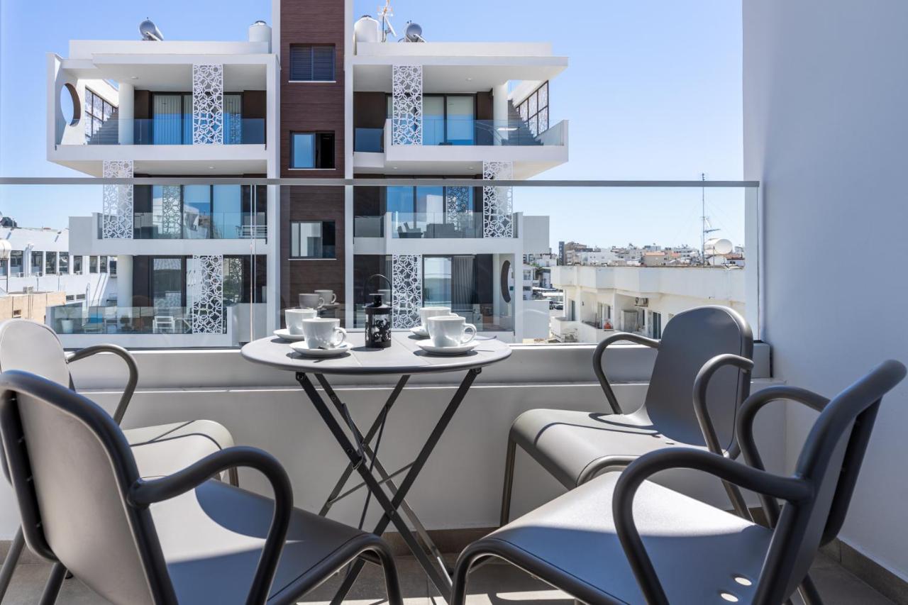 Olive 2-Bedroom Apartment in Larnaca - B&B