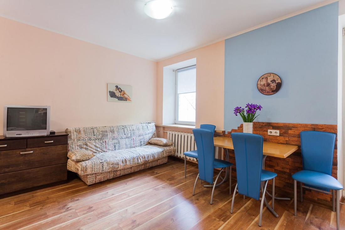 Cozy apartments near Olympic Stadium - Ferienwohnung Kyjiw
