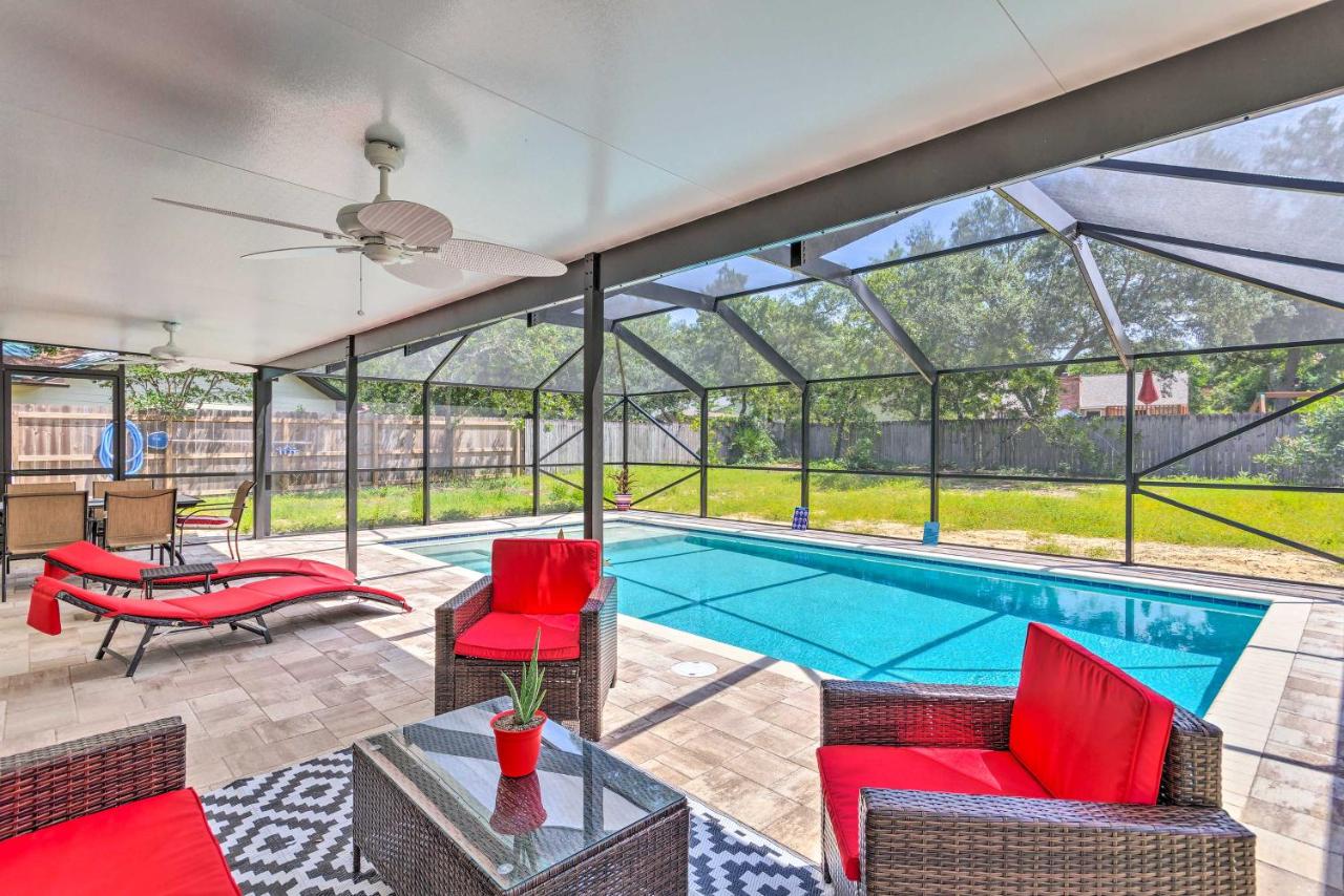 B&B Niceville - Family-Friendly Home with Pool 11 Mi to Destin - Bed and Breakfast Niceville