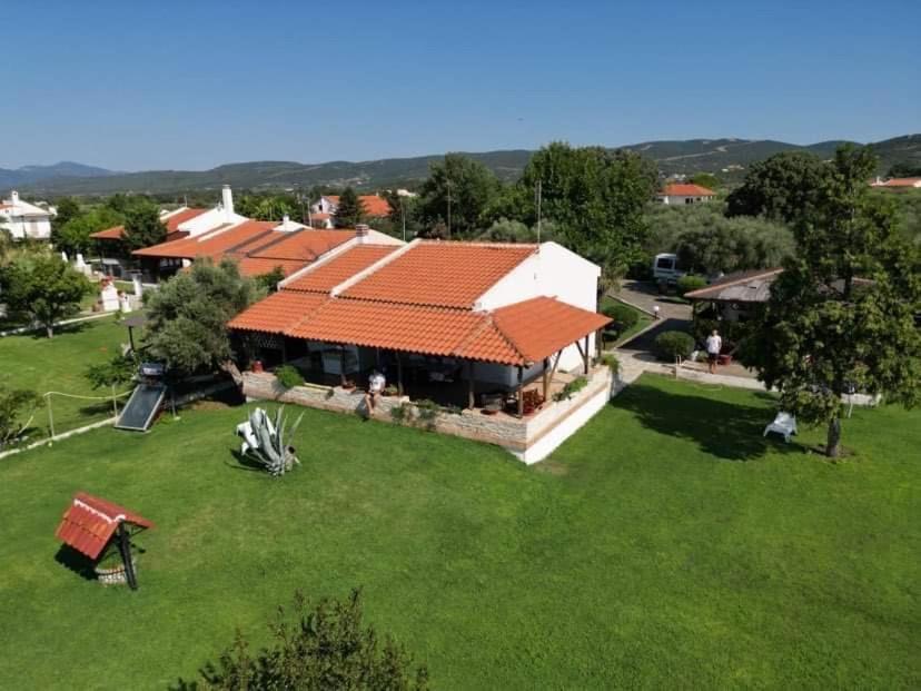 LOGA PARALIA DIKELLA EVROs - B&B