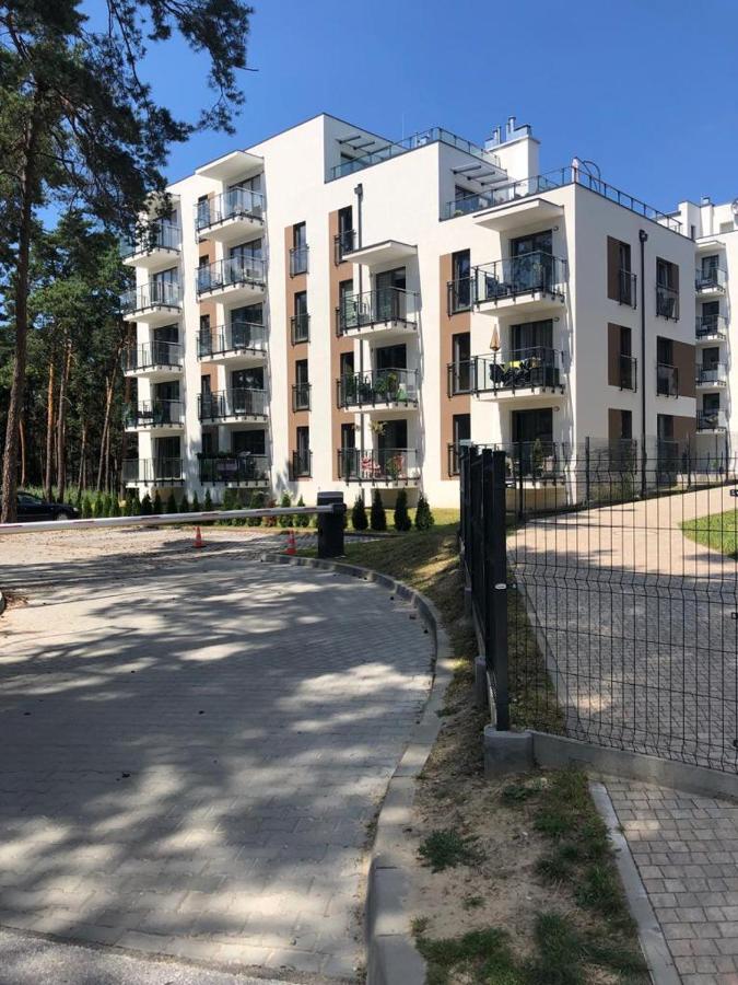 Apartament Business & Living No 91 Nad Zalewem w Cedzynie, hala garażowa - Chambres d’hôtes