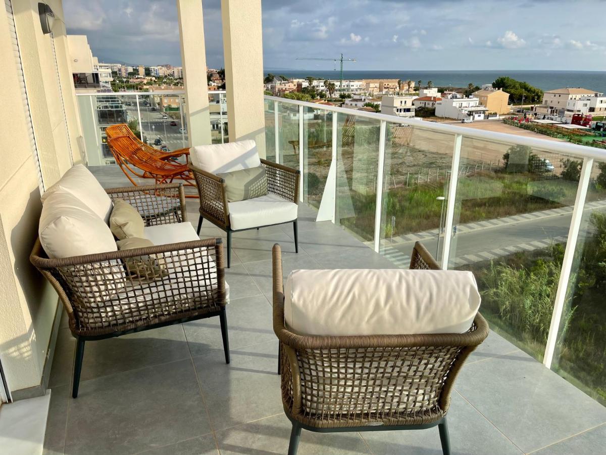 B&B Oliva - Beautiful penthouse with pool and wonderful beach view - Bed and Breakfast Oliva