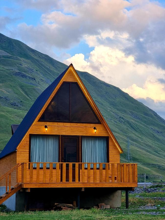Mountain hut in Kazbegi - B&B Stepantsminda