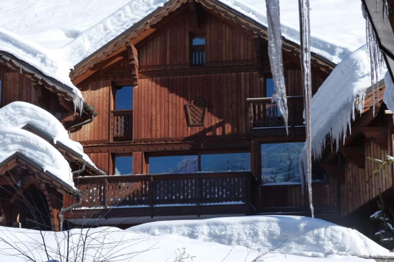 B&B Méribel - Chalet Clearmount with Spa - Bed and Breakfast Méribel