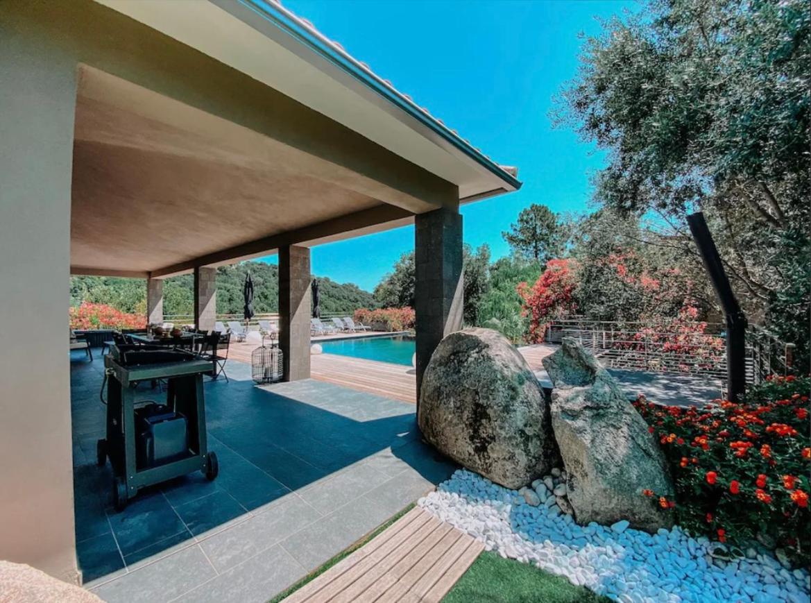 CASA GIABICONI Villa 10 personnes piscine & spa - B&B Sainte-Lucie de Porto-Vecchio