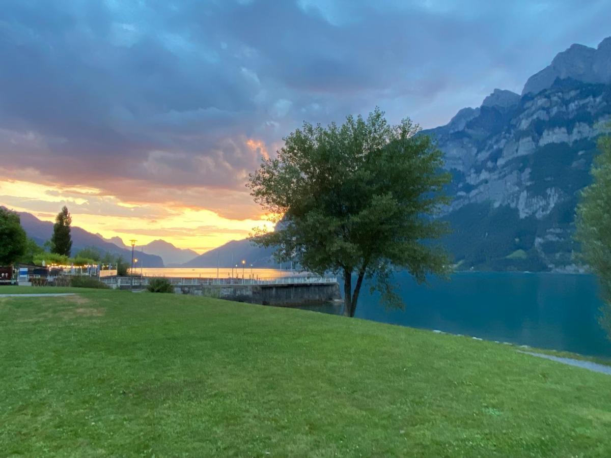 Maisonette Penthouse-Stil 150m2 - direkt am Walensee mit Badestrand - B&B Unterterzen