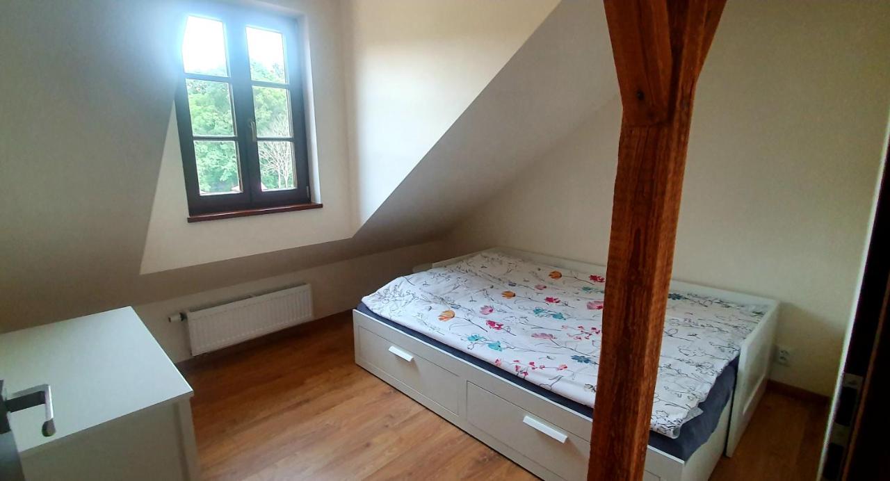 One-Bedroom Deluxe Apartment