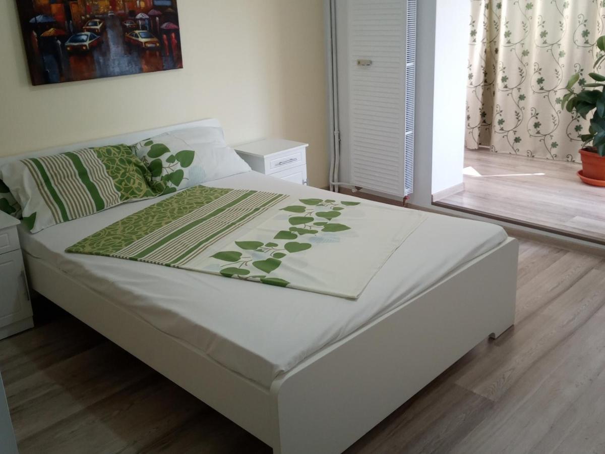 B&B Drobeta-Turnu Severin - Apartament Alyn - Bed and Breakfast Drobeta-Turnu Severin