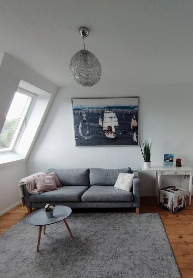 Apartment am Yachthafen - B&B Kiel