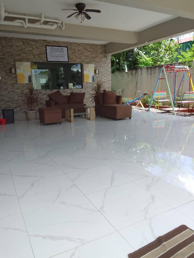 Guest House in Cainta Rizal - B&B