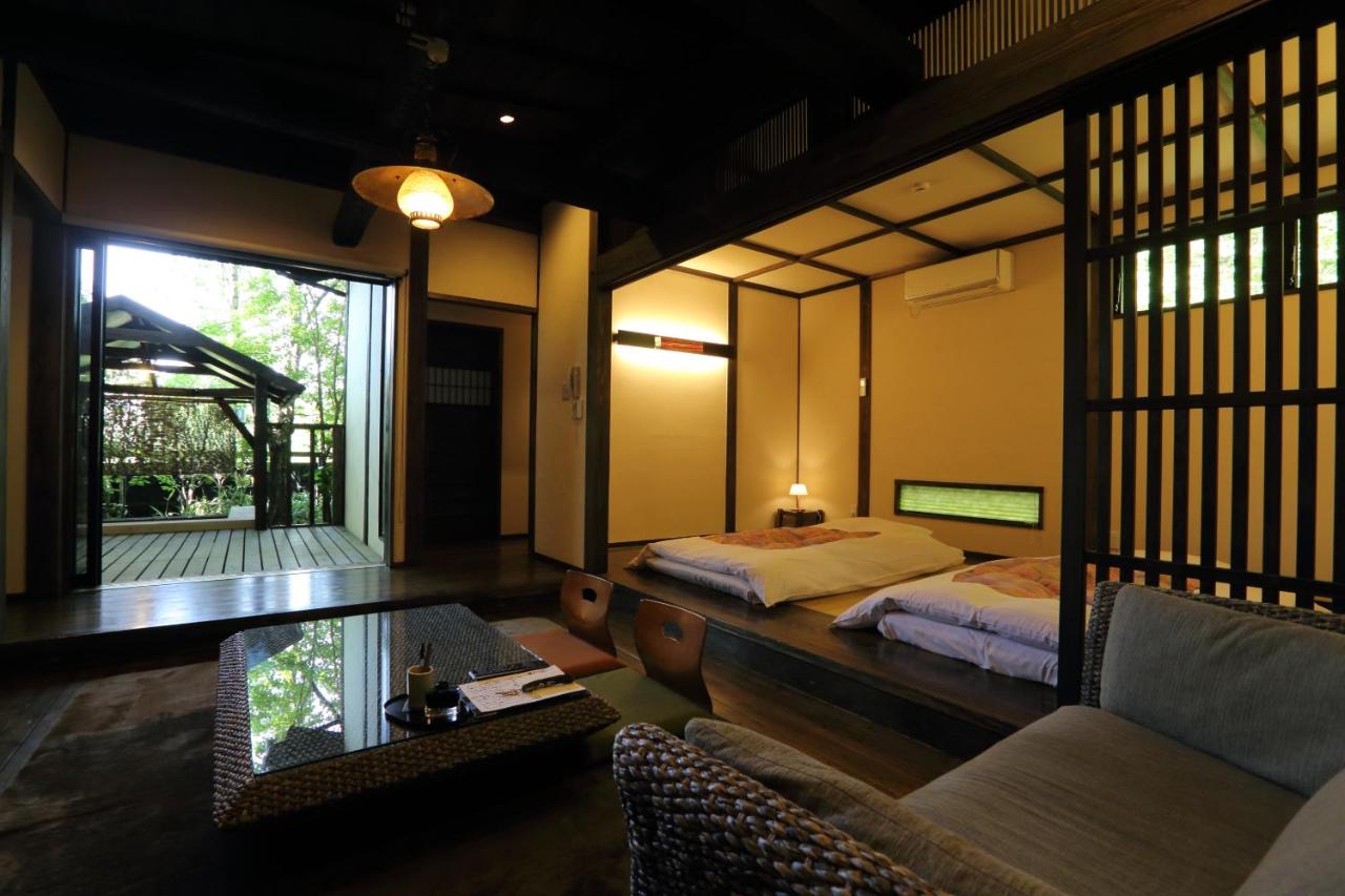Japanese-Style House with Open-Air Bath - Annex