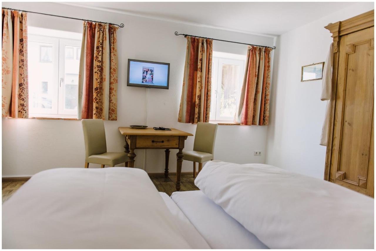 Double or Twin Room with Private External Bathroom
