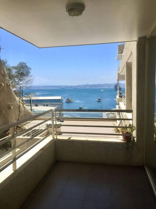Grande Departamento, Frente al Mar, Equipado. - B&B