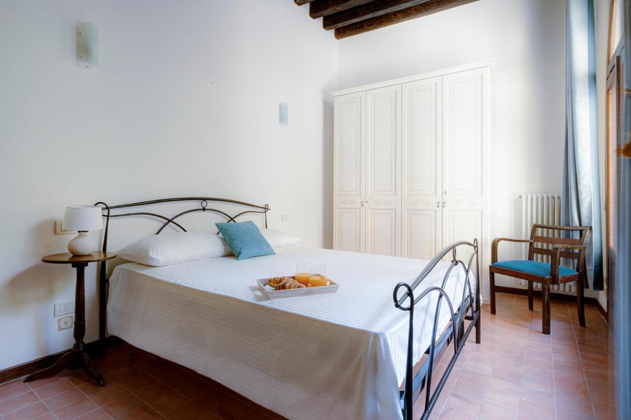 Due Archi-Nel cuore del centro - B&B