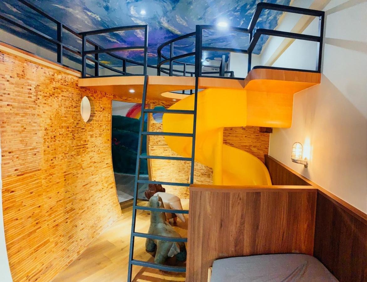 Premium Quadruple Room