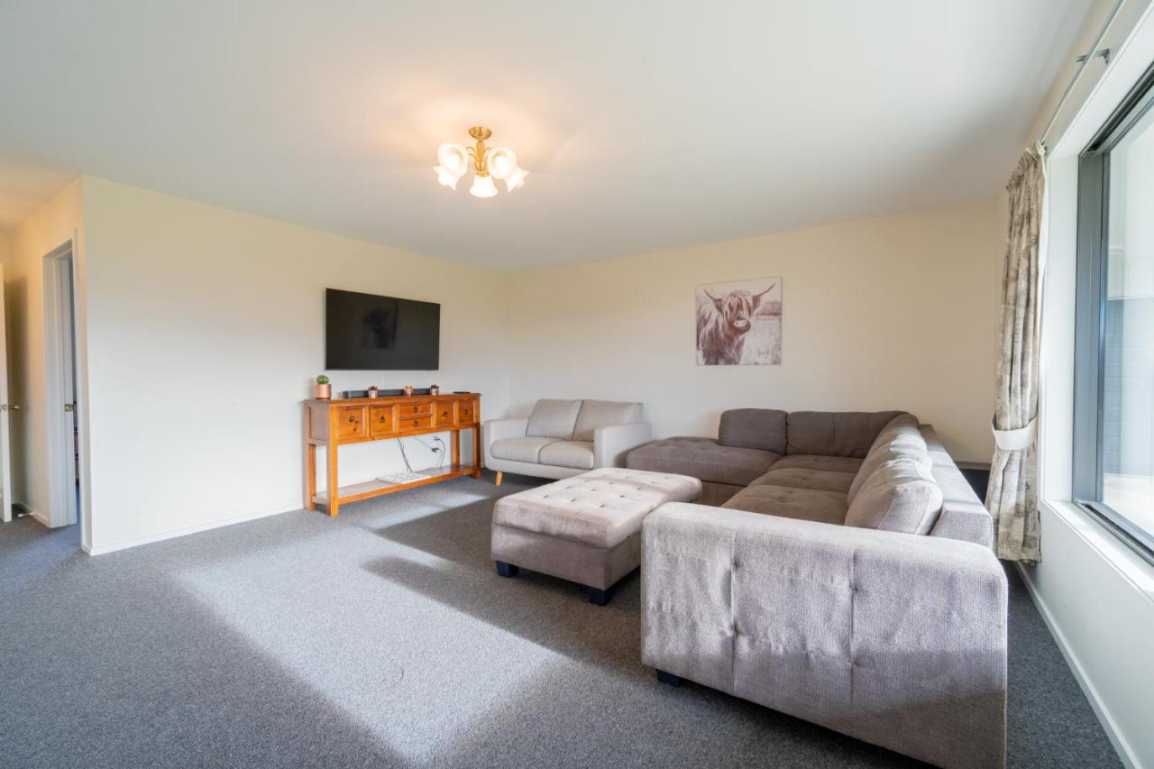 Acheron Homestead - Te Anau Holiday Home - Chambres d’hôtes Te Anau