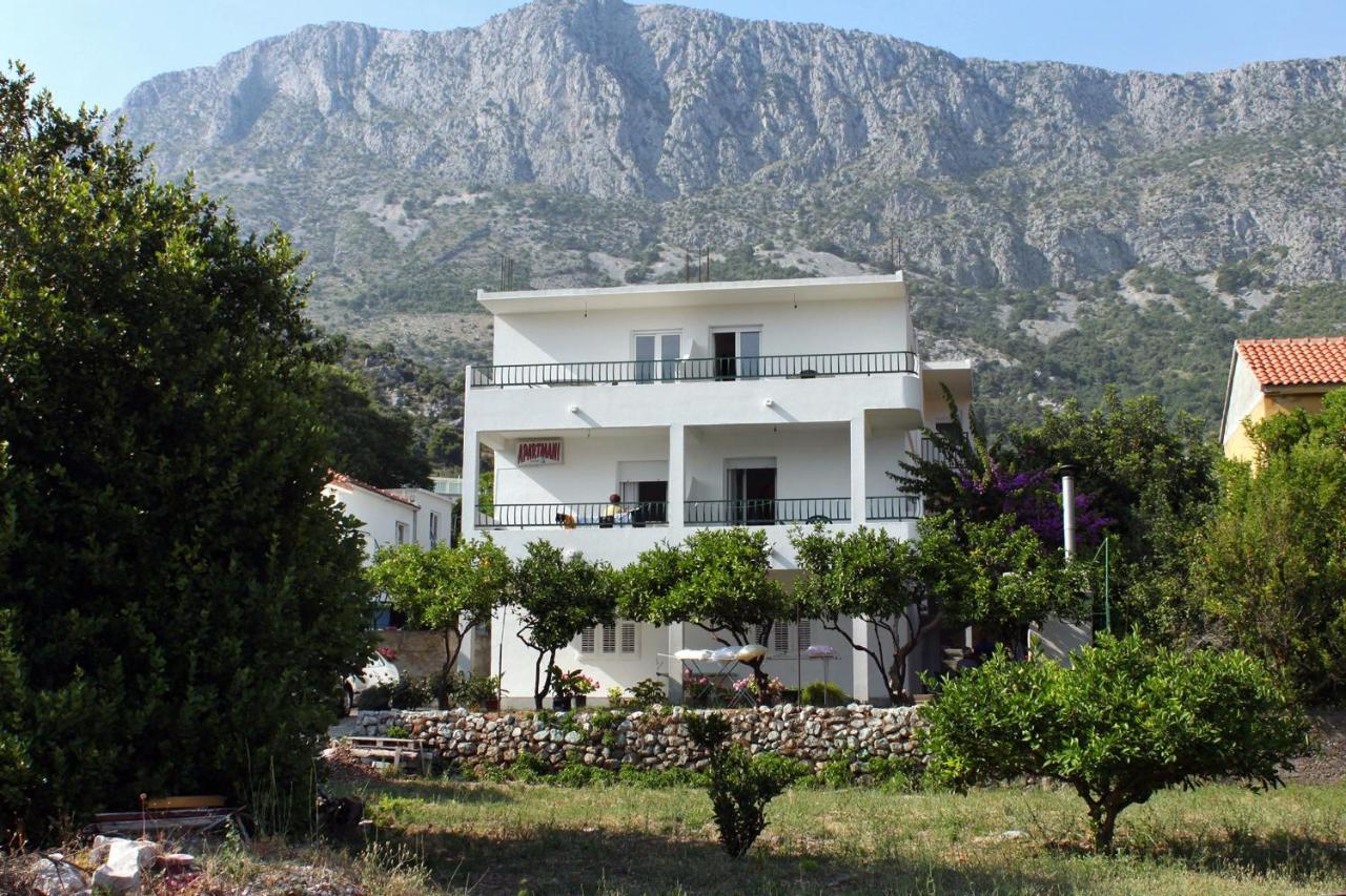 B&B Drvenik - Apartments by the sea Drvenik Donja vala, Makarska - 6701 - Bed and Breakfast Drvenik