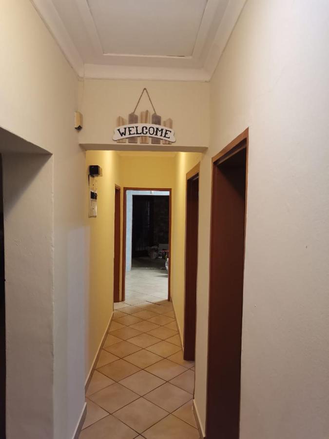 B&B Krugersdorp - LaMavuso Guesthouse - Bed and Breakfast Krugersdorp