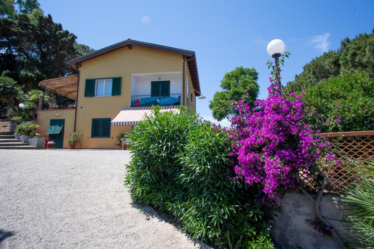 B&B Capoliveri - Villa Ariel vicino la spiaggia di Straccoligno - Bed and Breakfast Capoliveri