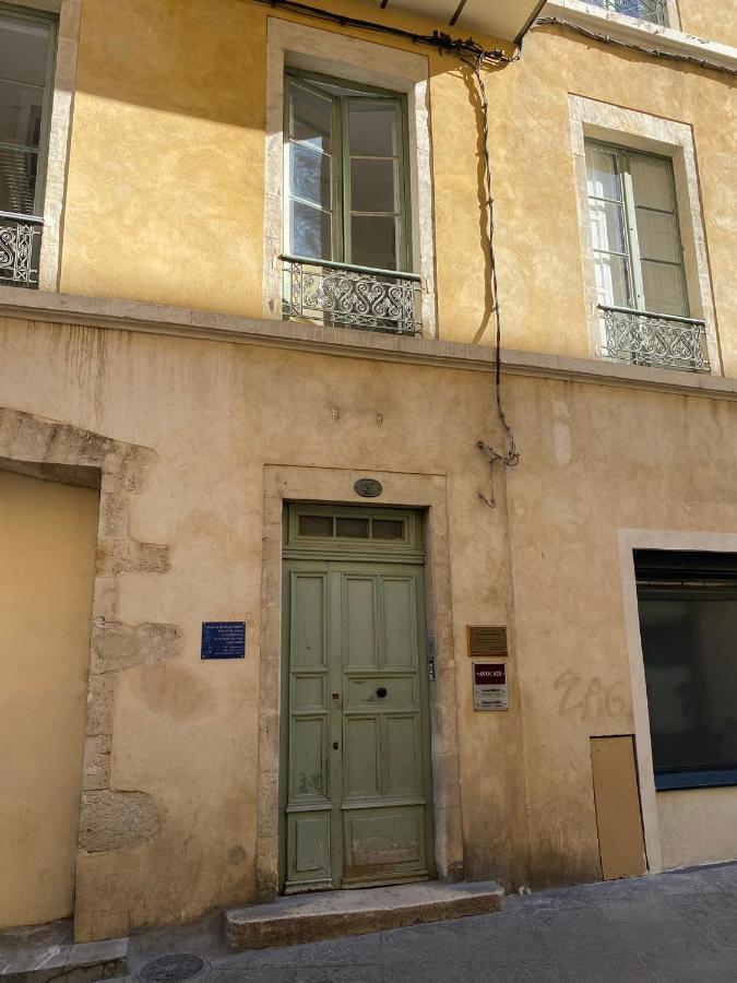 La Halte des Arènes de Nîmes Appartement de charme Terracotta - B&B