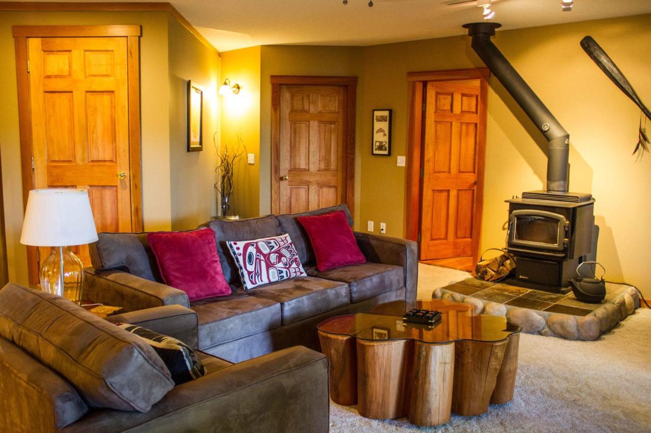 One-Bedroom Suite with Ocean View