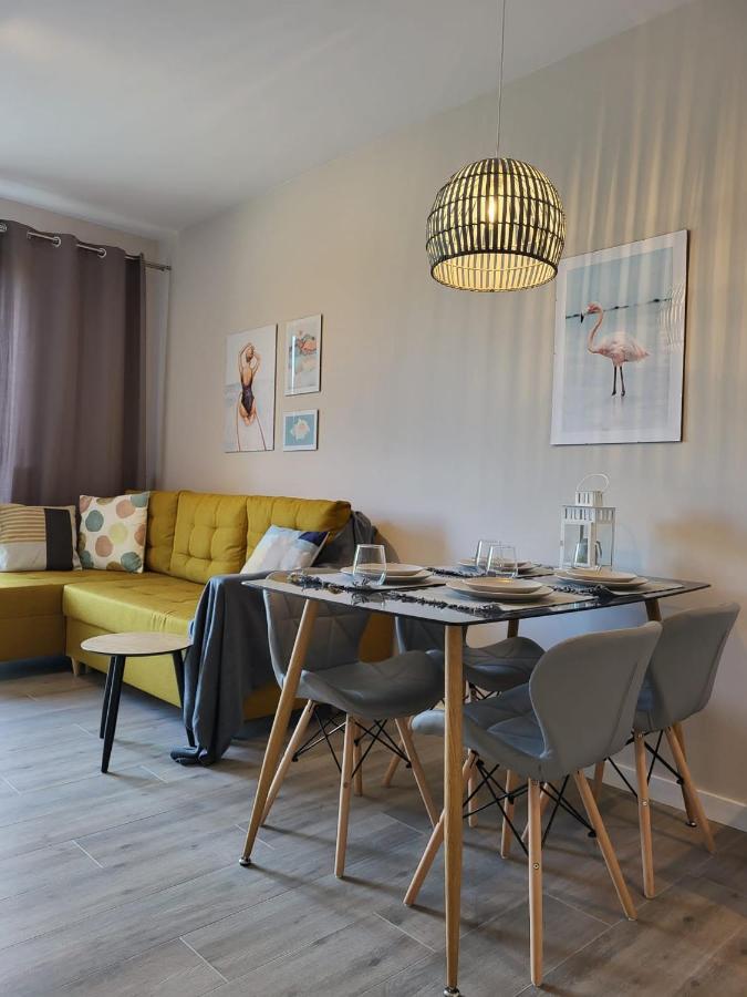 Apartamenty Poproszę na Plażę - Chambres d'hôtes Jastrzębia Góra
