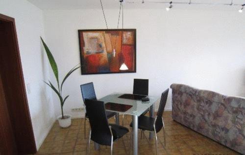 Ferienwohnung Erika - B&B Grenzach-Wyhlen