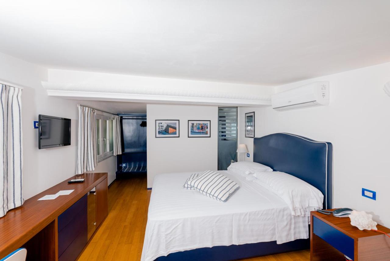 Double Room with Sea View