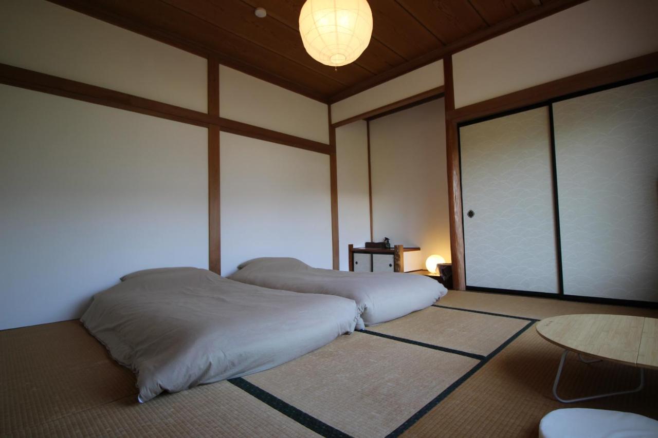 Vierbettzimmer im japanischen Stil