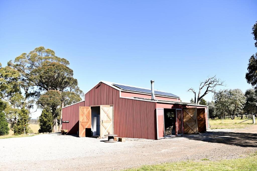 B&B Joadja Creek - Farm Stay Unique Barn in Southern Highlands - Bed and Breakfast Joadja Creek