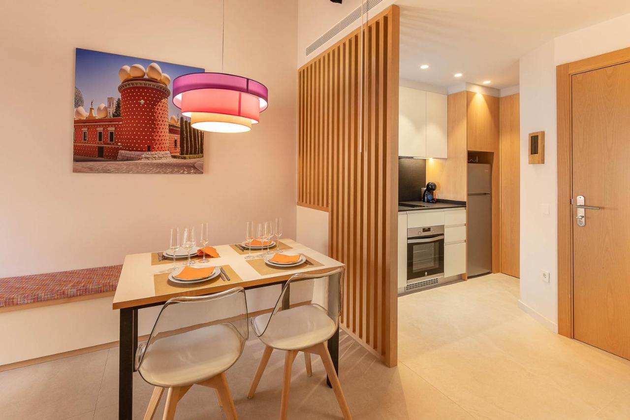 C&C Apartments - B&B Figueres