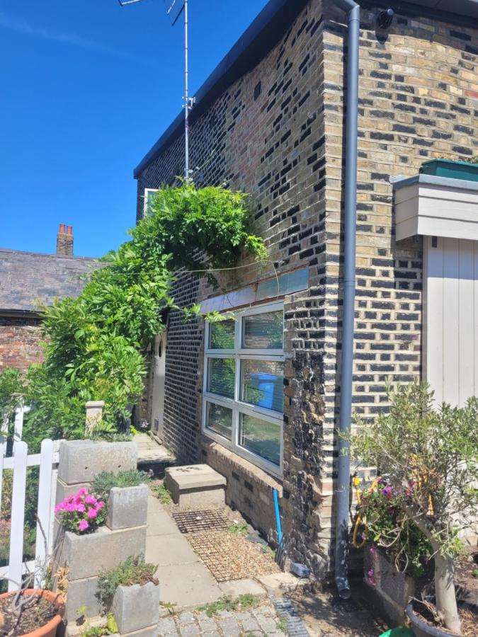 Milton Court - B&B