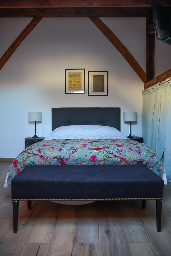 B&B Tournan-en-Brie - CROIX BLANCHE - LE LOGIS - Bed and Breakfast Tournan-en-Brie