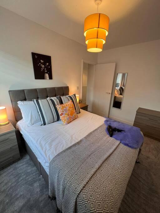 5 Bedrooms, 2 Bathrooms, 4 Double Rooms - B&B Treharris