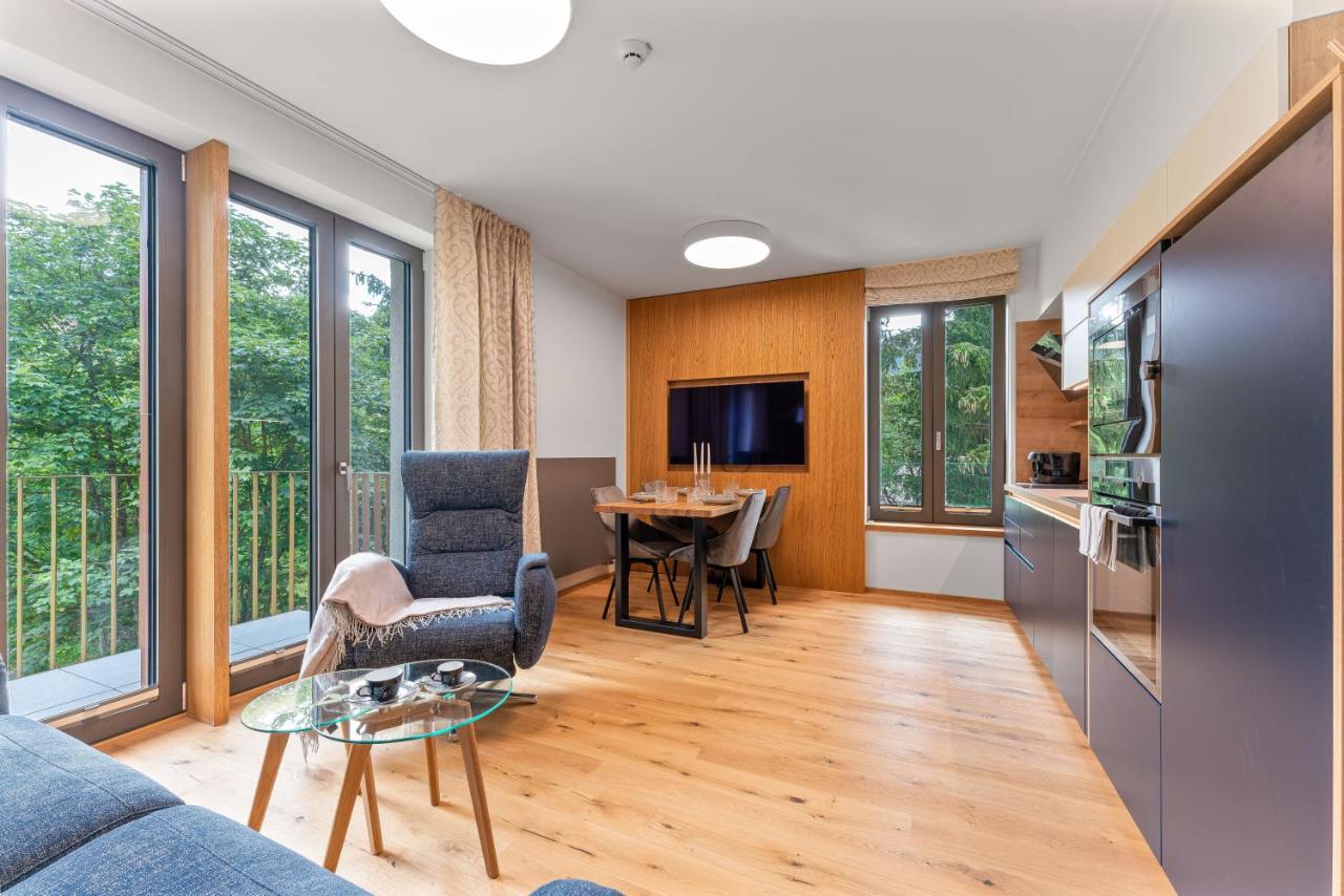Residence Koubek - Útulný apartmán s výhledem a parkováním - Ferienwohnung
