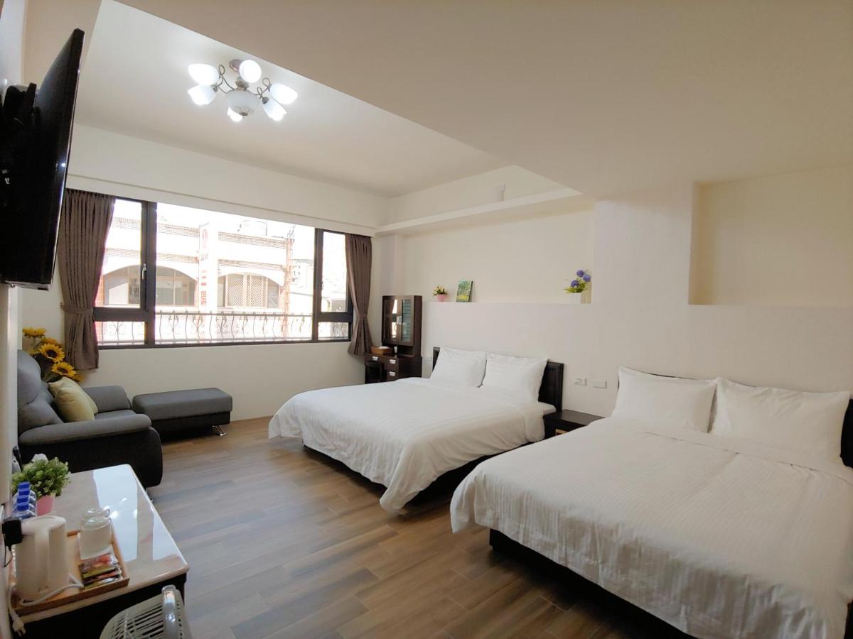 Vierbettzimmer mit eigenem Bad