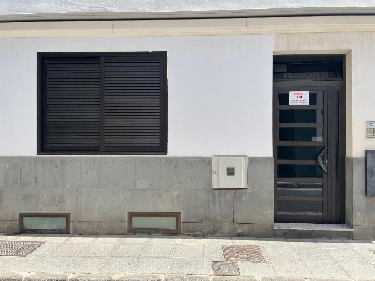 Increíble apartamento en pleno centro de Arrecife con parking privado - Ferienwohnung Arrecife