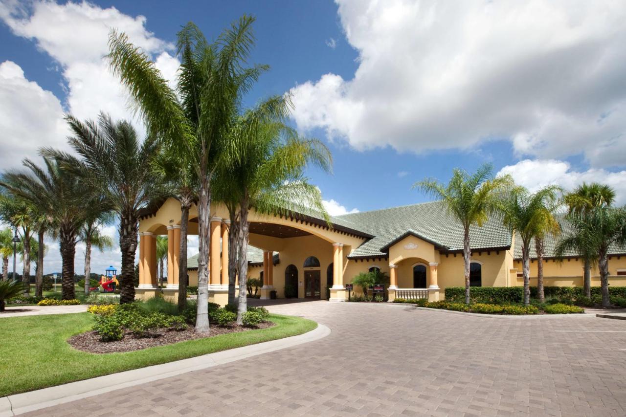 6BR Villa|Saltwater Pool•Movie Theater|Disney - Ferienwohnung Kissimmee