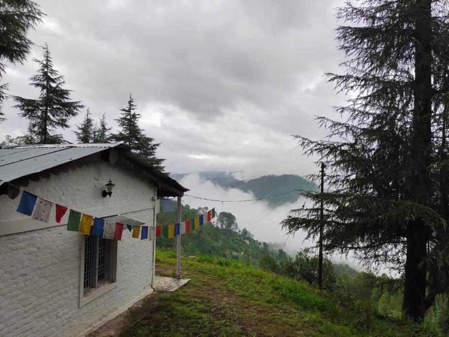 B&B Almora - Little Himalayan Abode - Bed and Breakfast Almora