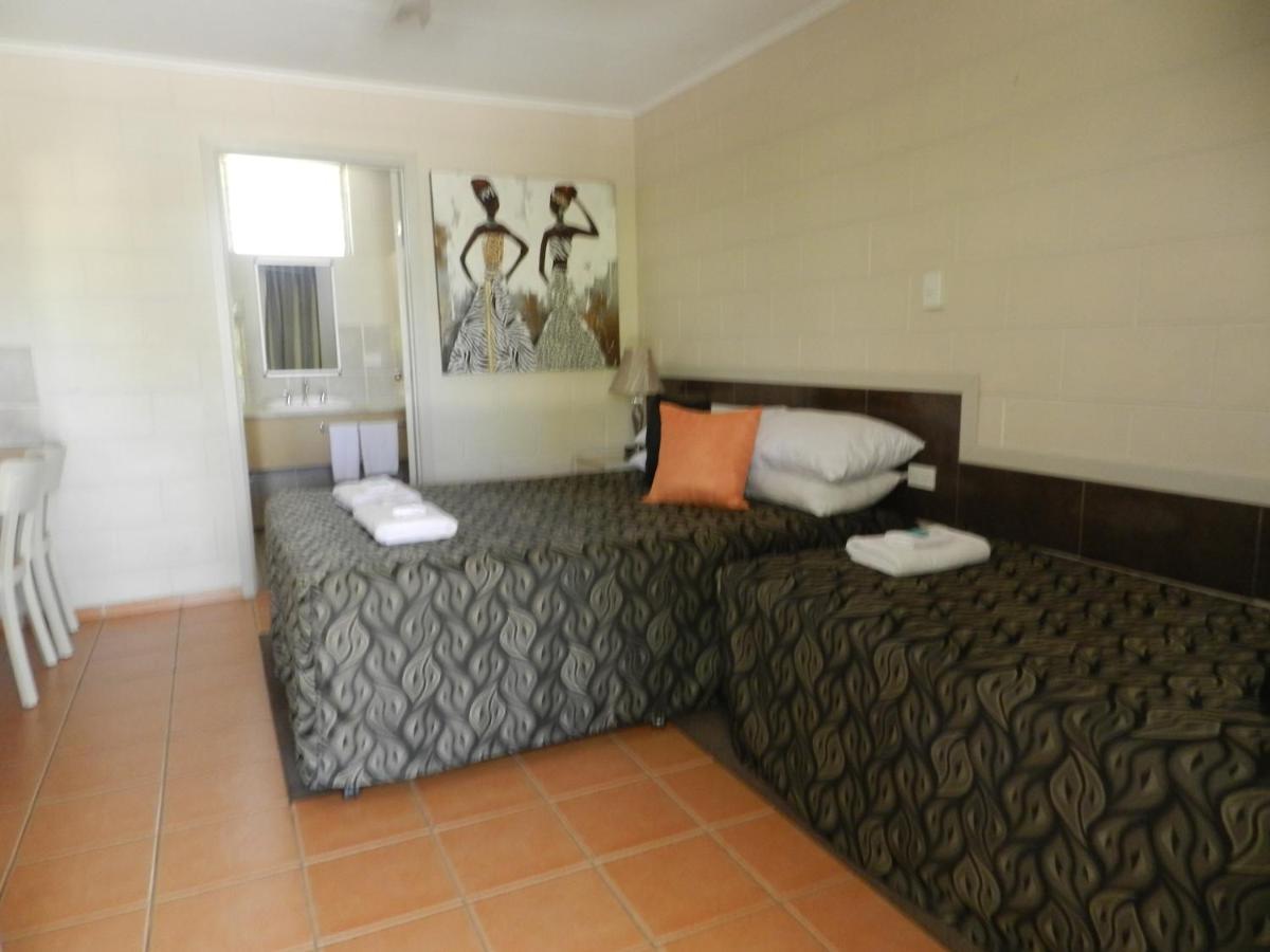 Deluxe Twin or Triple Room