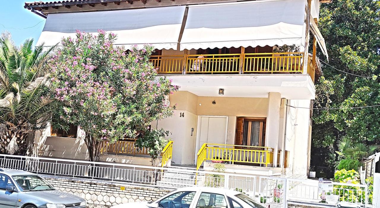 Garden House Katerini - B&B