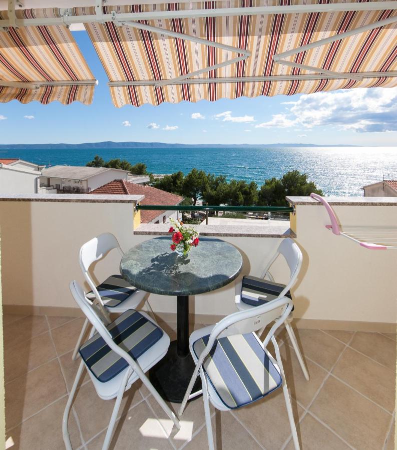 Seafront apartment Maja A3+2 - B&B