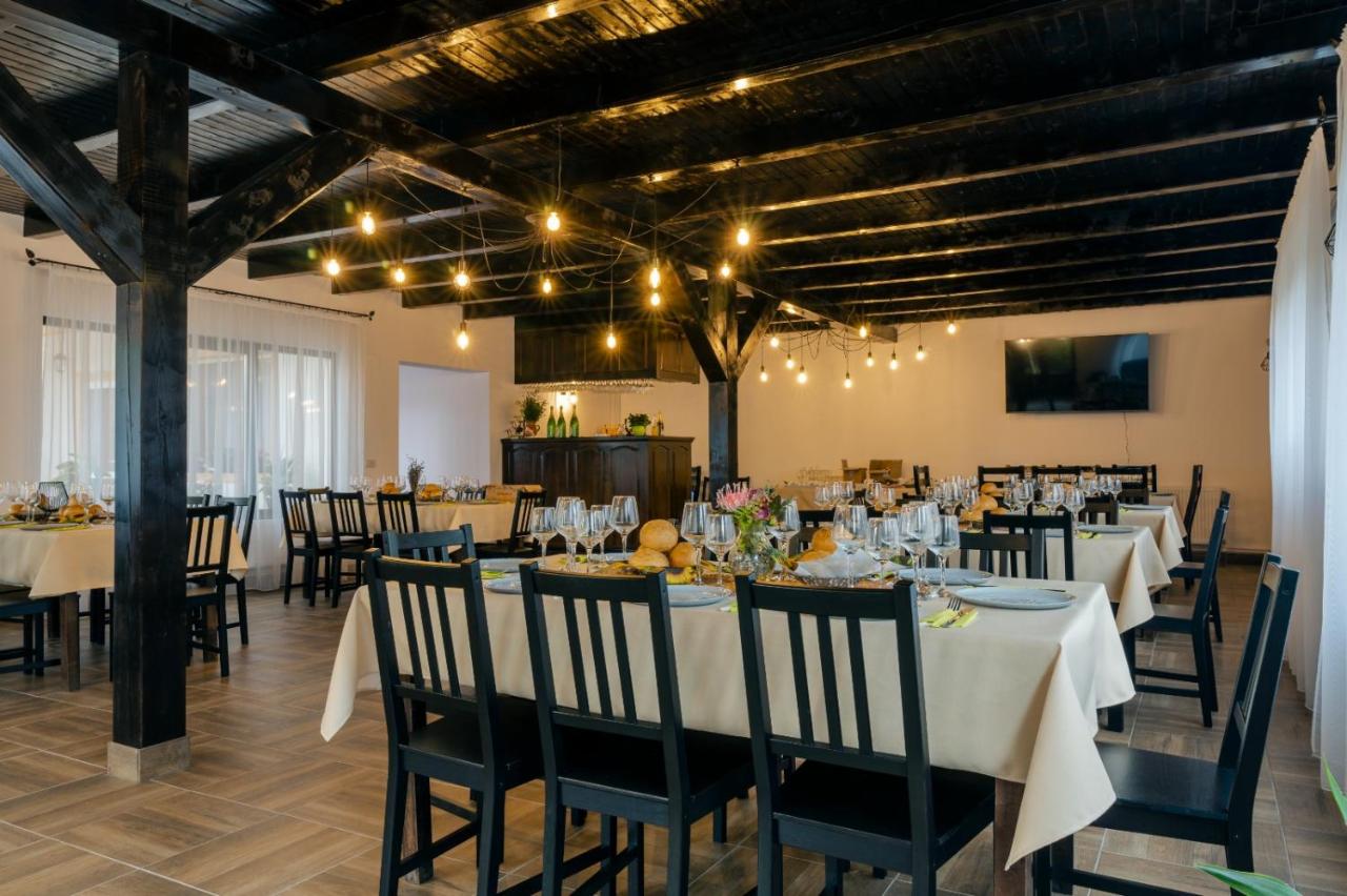 Agropensiunea Nemira - B&B