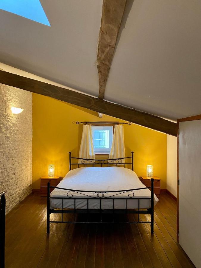 Studio (4 Adults)