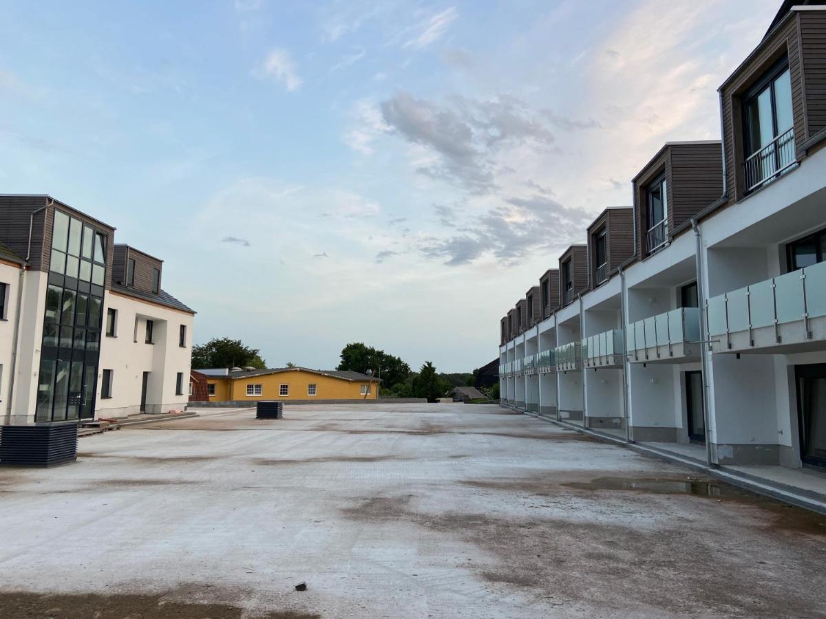 Strandnah und ruhig mit Tiefgaragenstellplatz - B&B Sierksdorf