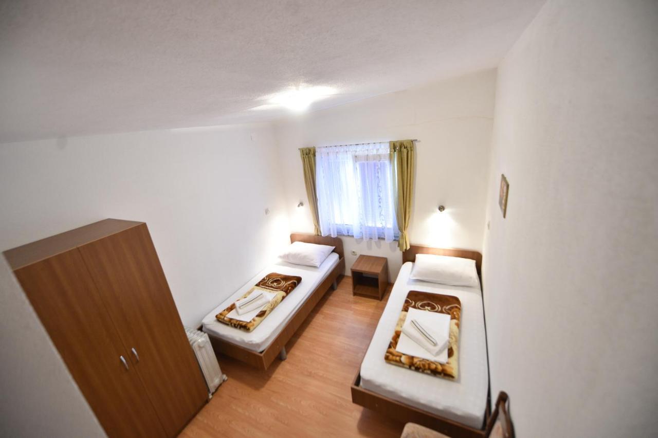 Zweibettzimmer