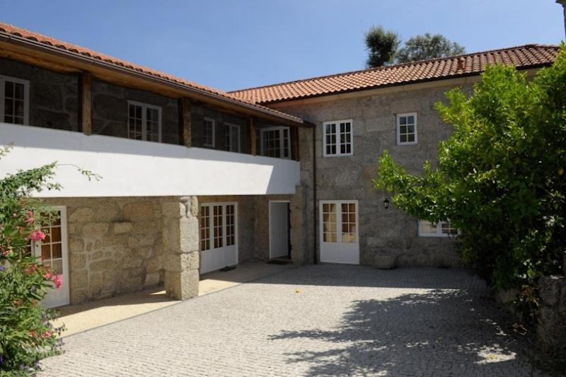 Casa de Barreiros Camélias de Basto - B&B
