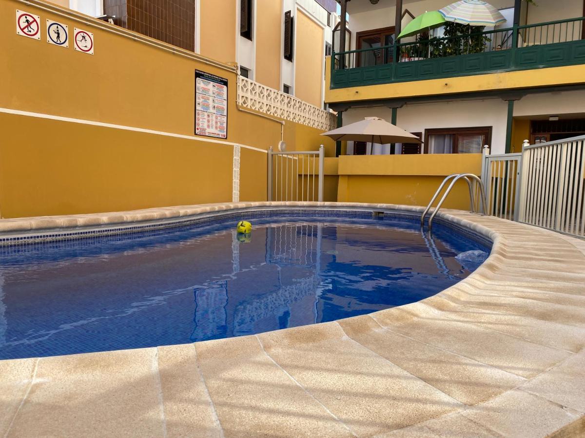 Apartamento con piscina en Puerto de la Cruz - B&B Puerto de la Cruz