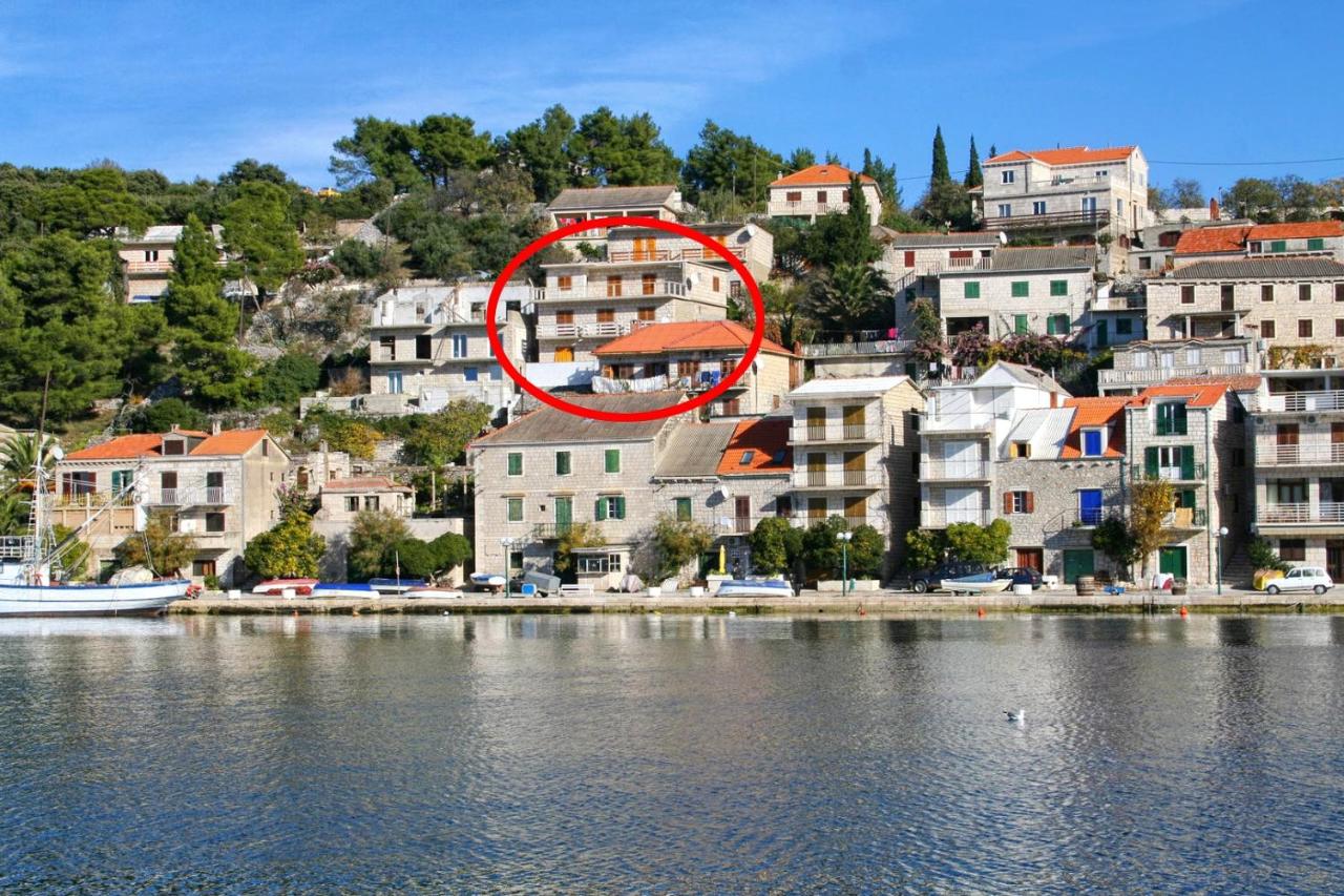 B&B Povlja - Apartments by the sea Povlja, Brac - 14399 - Bed and Breakfast Povlja