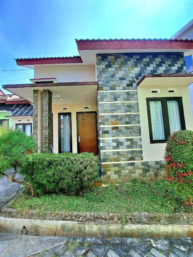 Villa petit Tour - B&B Batu